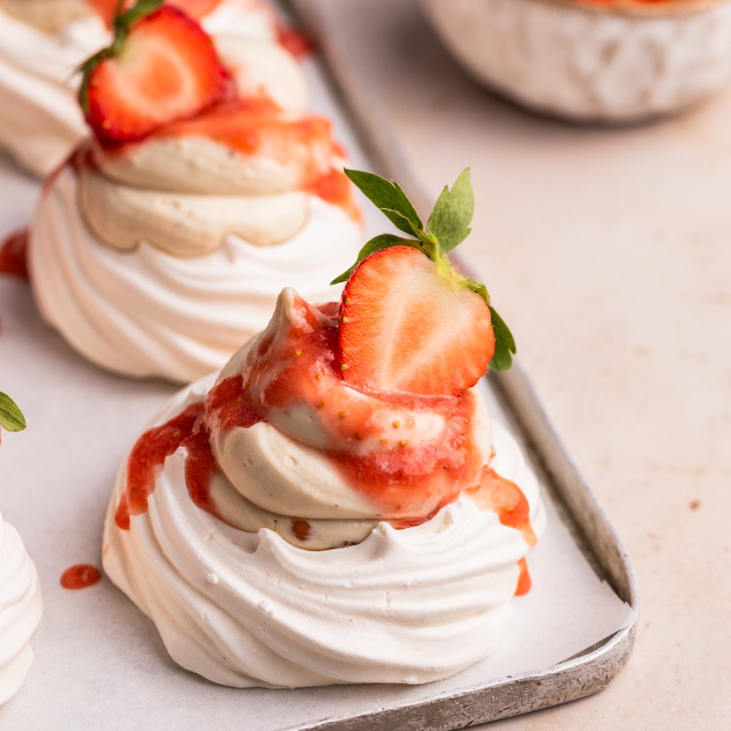 Strawberry and Peanut butter meringues